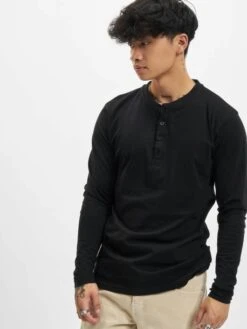 URBAN CLASSICS Herren Longsleeve Basic Henley In Schwarz