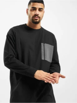 URBAN CLASSICS Herren Longsleeve Boxy Big Contrast Pocket In Schwarz