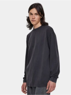 URBAN CLASSICS Herren Longsleeve Heavy Boxy Acid Wash In Schwarz